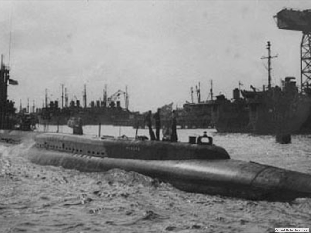 USS Parche (SS-384) (2)