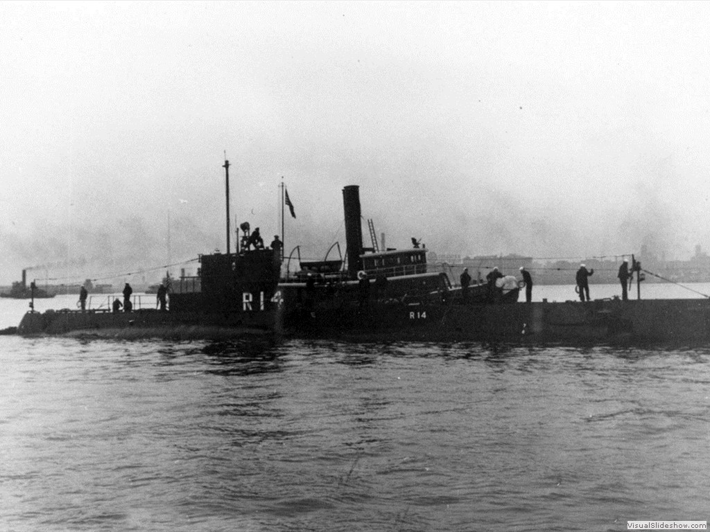 USS R-14 (SS-91)