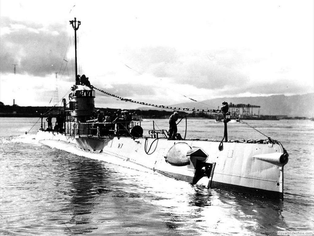 USS R-7 (SS-84)