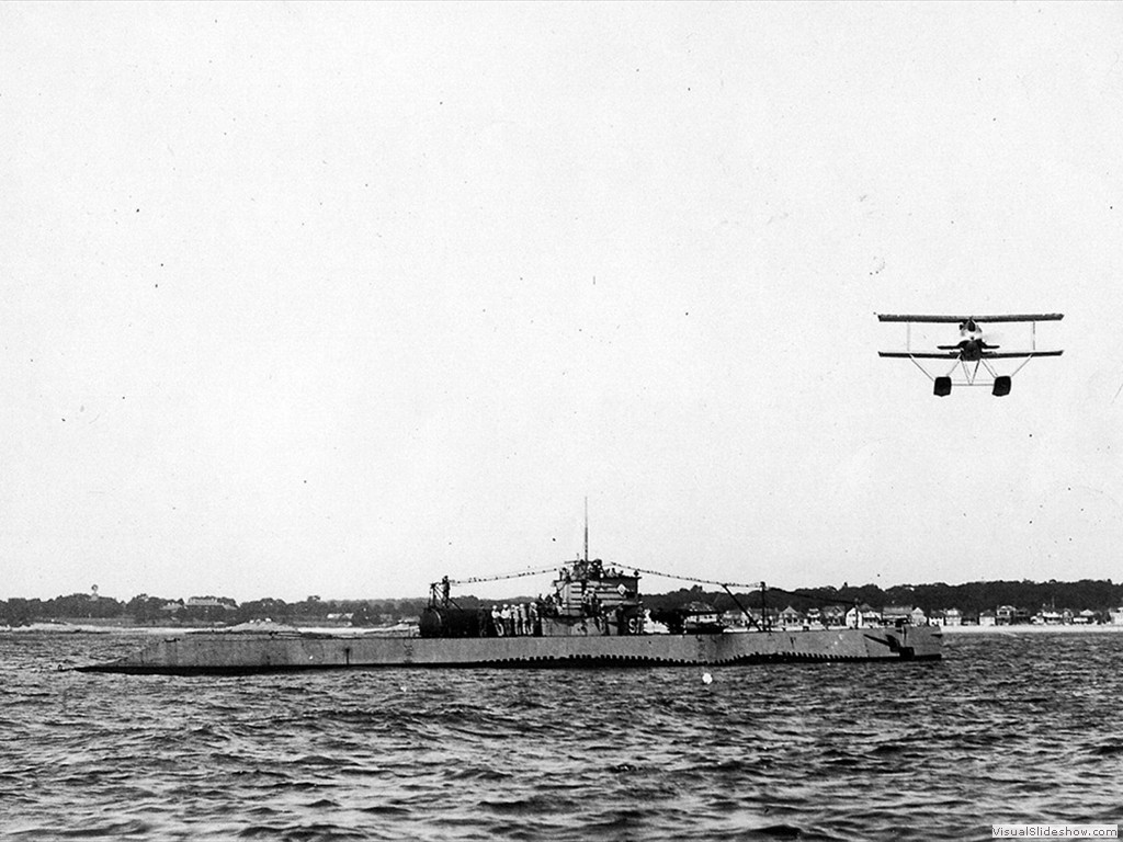 USS S-1 (SS-105)-3